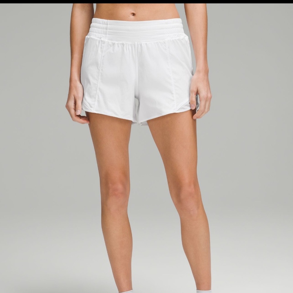 Lululemon Hotty Hot High-Rise Lined Short 4”